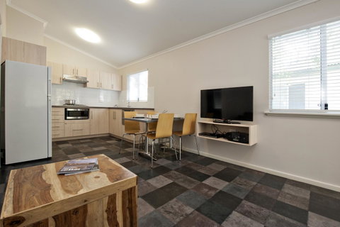 Mandalay Holiday Resort And Tourist Park - Accommodation Rockhampton 25