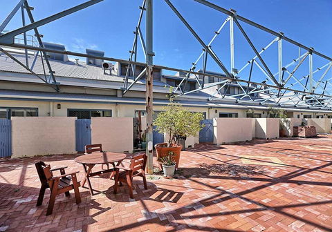 Life's A Beach! Fremantle - Accommodation Rockhampton 22