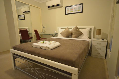 Ellard Bed & Breakfast - Accommodation Rockhampton 13