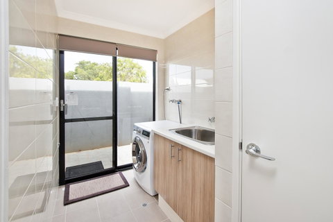 Ocean Walk Abbey Beach - Accommodation Rockhampton 6