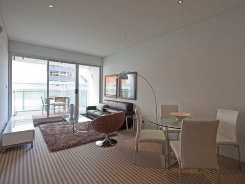 Astra Apartments Perth - Zenith - Accommodation Rockhampton 4