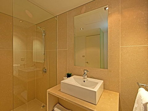 Astra Apartments Perth - Zenith - Accommodation Rockhampton 2