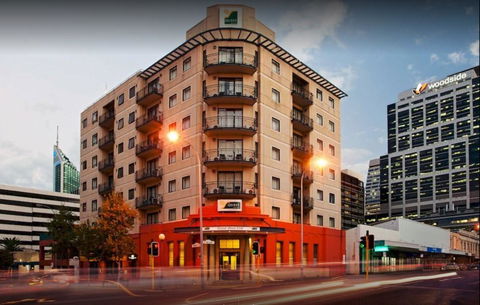 Perth West End Apartment 504 - Accommodation Rockhampton 0