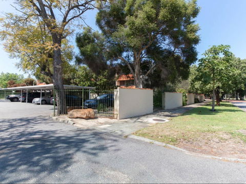 Rosalie In Shenton Park - Accommodation Rockhampton 19