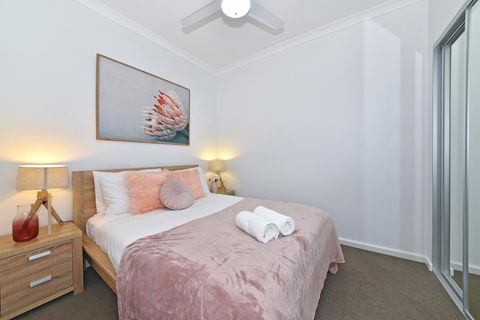 Infinite Apartment Opposite Garden City - Accommodation Rockhampton 11