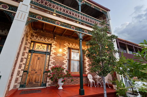Annie's Victorian Terrace Accommodation Fremantle - Accommodation Rockhampton 24