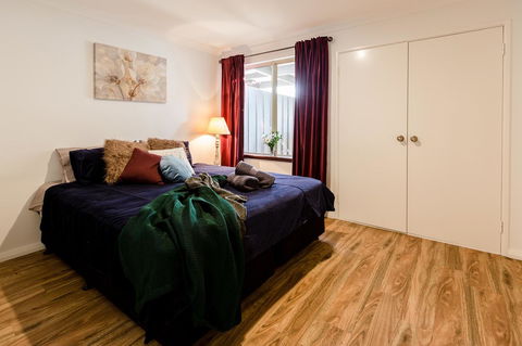 Maison Magnolia - Spacious Cozy Town House - Accommodation Rockhampton 10