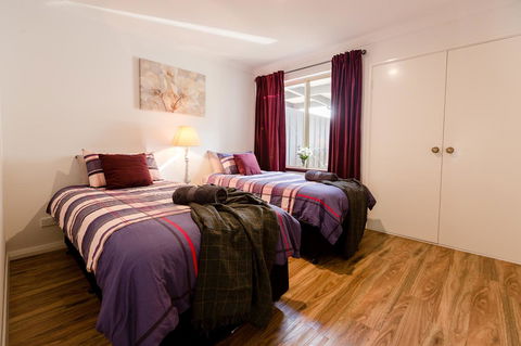 Maison Magnolia - Spacious Cozy Town House - Accommodation Rockhampton 8