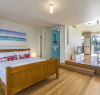 Cottesloe Tree Top Studio - Accommodation Rockhampton
