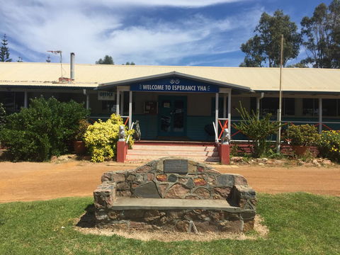 Esperance YHA - Accommodation Rockhampton 6