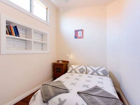 Sunset Cottage - Accommodation Rockhampton 9