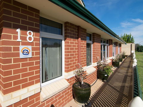 Ascot On Swan Bed & Breakfast - Accommodation Rockhampton 8