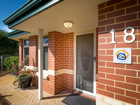 Ascot On Swan Bed & Breakfast - Accommodation Rockhampton 7