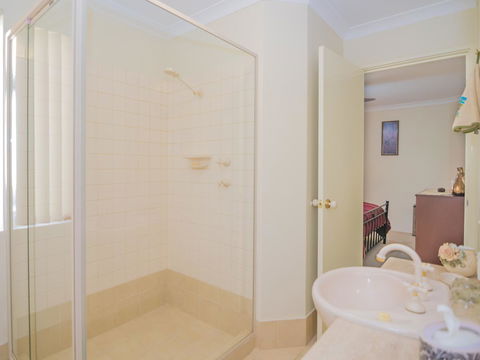 Ascot On Swan Bed & Breakfast - Accommodation Rockhampton 3