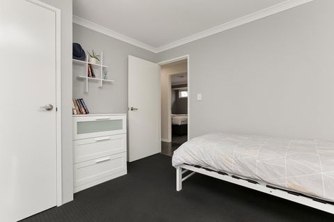 Perth Comfy Stays - Accommodation Rockhampton 33