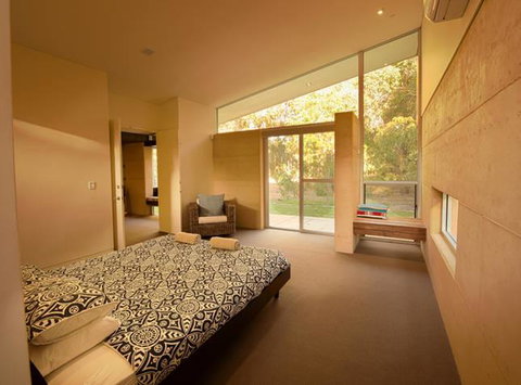 Selador - Accommodation Rockhampton 13