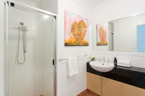 Windows On Pakenham - Accommodation Rockhampton 11