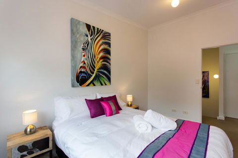 Windows On Pakenham - Accommodation Rockhampton 10