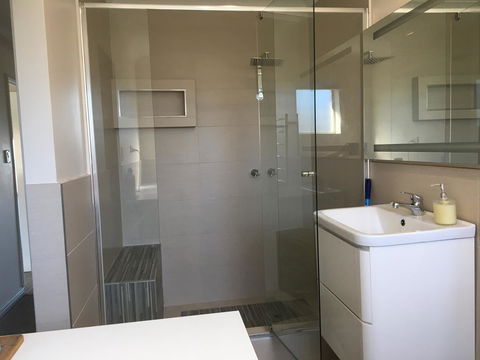 Halls Head Beach House - Accommodation Rockhampton 10