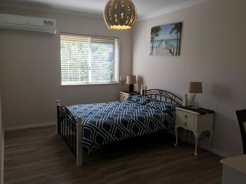 Halls Head Beach House - Accommodation Rockhampton 8