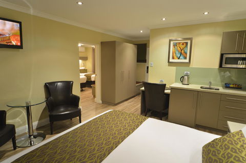Bentley Motel - Accommodation Rockhampton 2