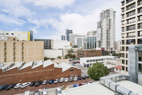 405 Perth City Escape - Accommodation Rockhampton 8