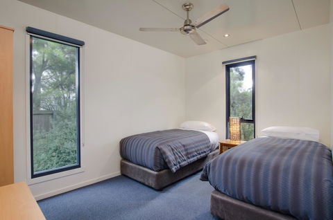Swansea Beach Chalets - Accommodation Rockhampton 10