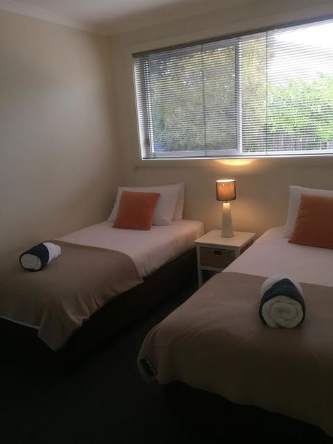 Old Pier Apartments - Accommodation Rockhampton 10