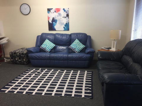 Old Pier Apartments - Accommodation Rockhampton 7