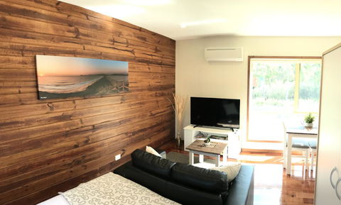 Loma Cottages - Accommodation Rockhampton 2