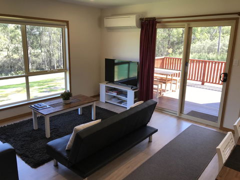 Loma Cottages - Accommodation Rockhampton 1