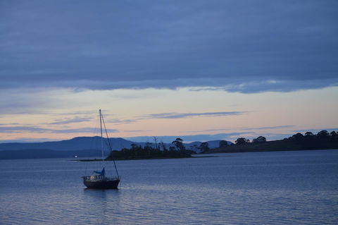 Smugglers Rest Apartments Dover - Accommodation Rockhampton 0
