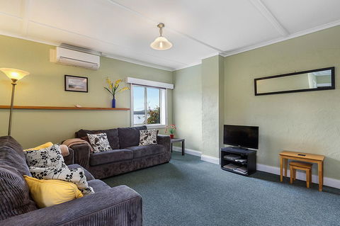 Smugglers Rest Apartments Dover - Accommodation Rockhampton 6