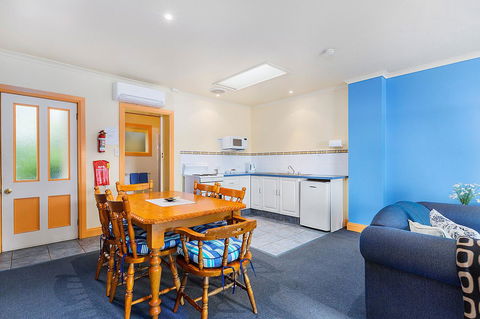 Smugglers Rest Apartments Dover - Accommodation Rockhampton 12