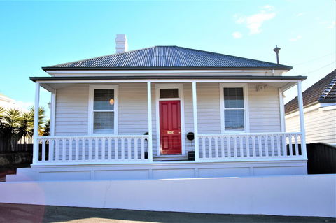 Horlock House - Accommodation Rockhampton 1