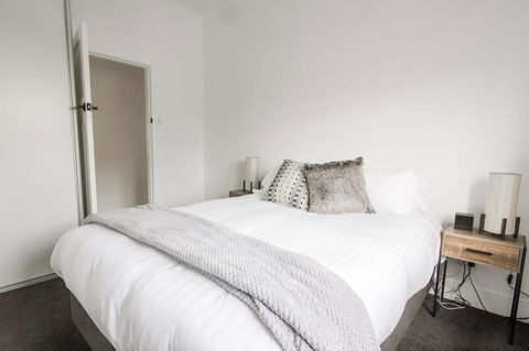 49 Pedder - Accommodation Rockhampton 3