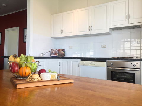 Stanley Hotel & Apartments - Accommodation Rockhampton 17