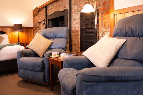 Stanley Hotel & Apartments - Accommodation Rockhampton 3