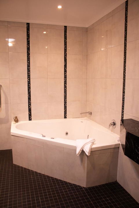 Stanley Hotel & Apartments - Accommodation Rockhampton 30