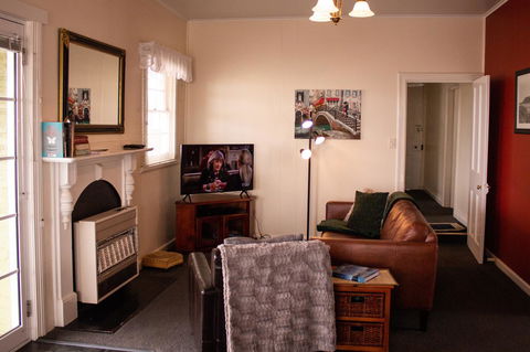 Stanley Hotel & Apartments - Accommodation Rockhampton 7