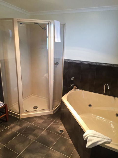 Stanley Hotel & Apartments - Accommodation Rockhampton 5