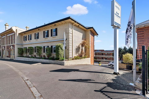 Coach House Launceston - Accommodation Rockhampton 0