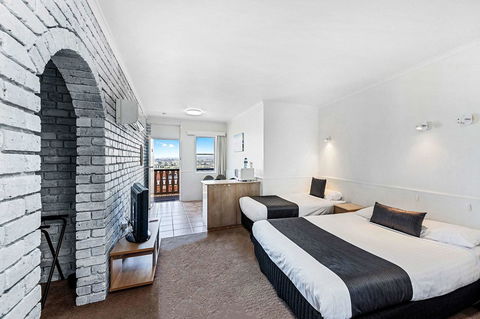 Coach House Launceston - Accommodation Rockhampton 13