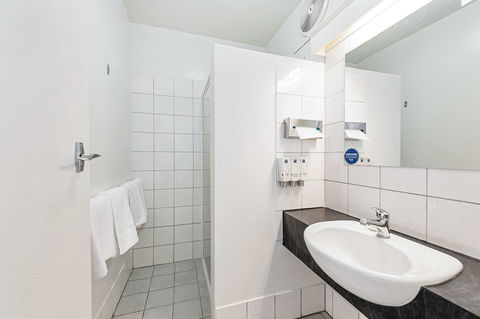 Coach House Launceston - Accommodation Rockhampton 24