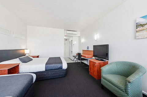 Coach House Launceston - Accommodation Rockhampton 6