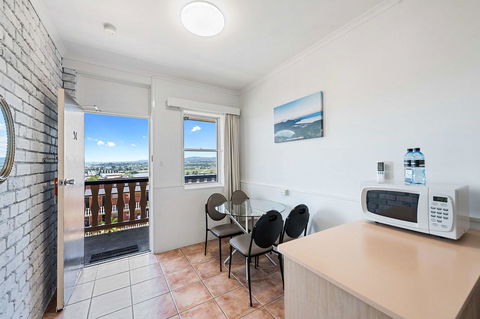 Coach House Launceston - Accommodation Rockhampton 11