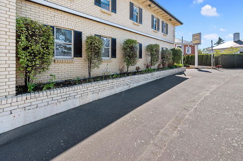 Coach House Launceston - Accommodation Rockhampton 2