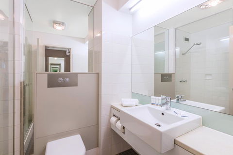 Best Western Plus Launceston - Accommodation Rockhampton 4