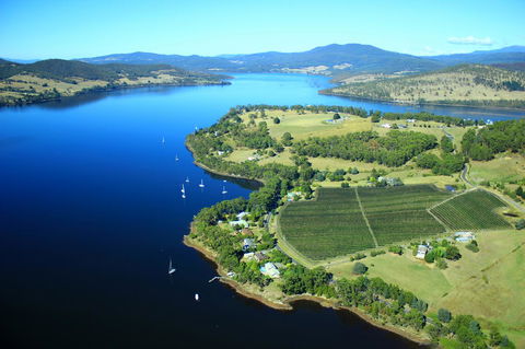 Anchorage Waterfront Retreat - Accommodation Rockhampton 28