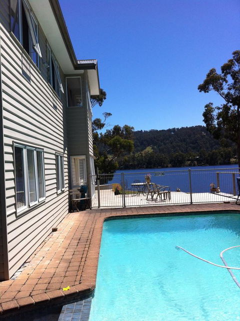 Anchorage Waterfront Retreat - Accommodation Rockhampton 25